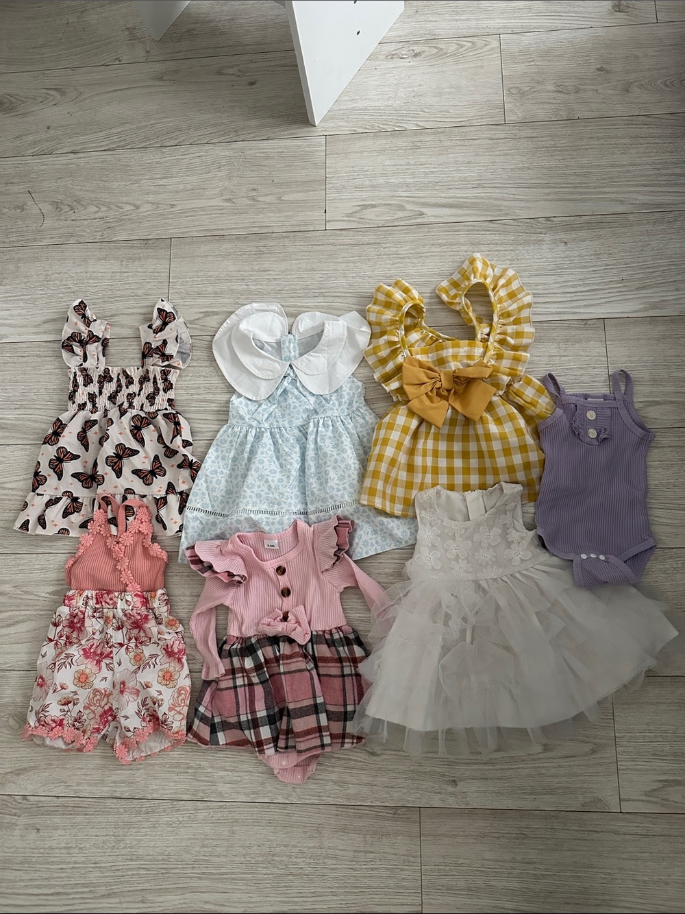 SHEIN Baby Dress